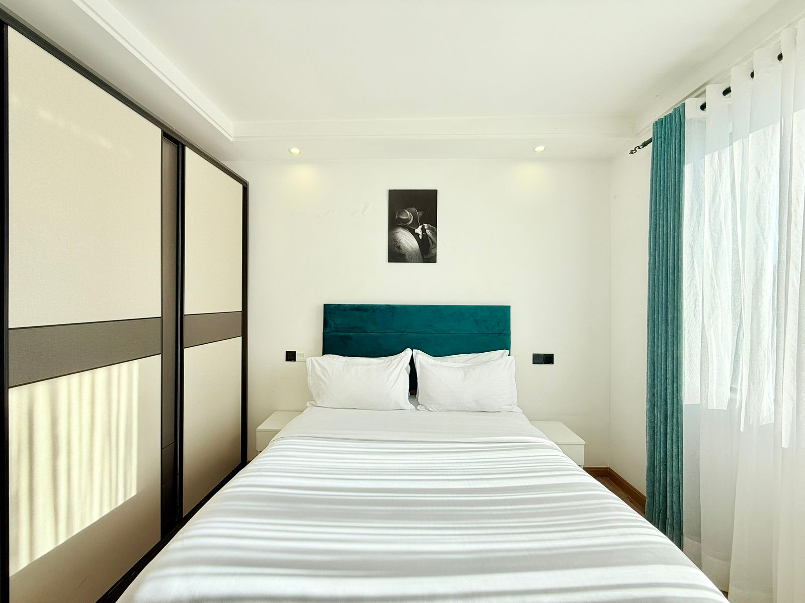 Hotel & Apartment